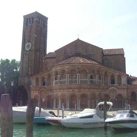 B&B Ca' Del Pomo Grana' 무라노