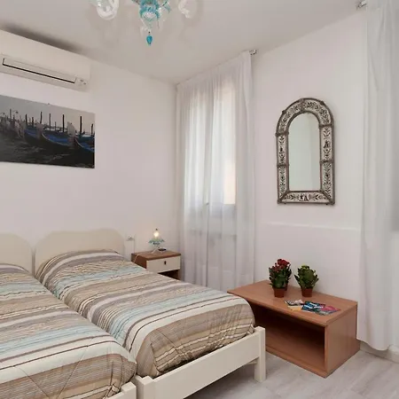 Ca' Del Pomo Grana' B&B