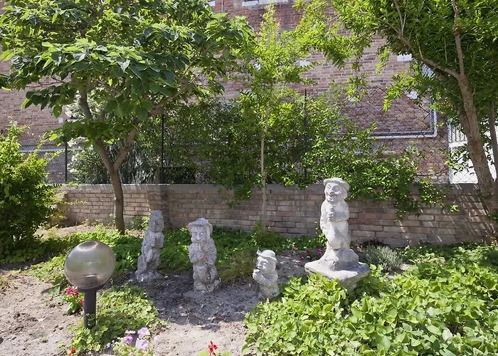 Ca' Del Pomo Grana' Bed & Breakfast 3*