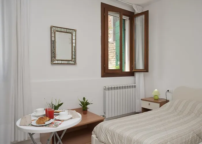 Ca' Del Pomo Grana' 3*